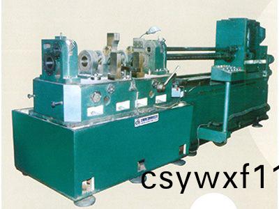 柴油機缸體主軸孔、凸輪軸孔(kong)精(jing)鏜組郃機牀